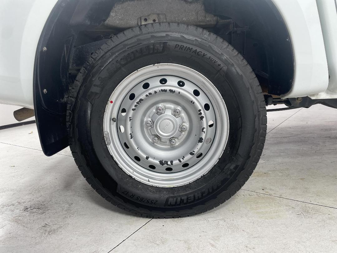 Photo '12' of Isuzu D-MAX