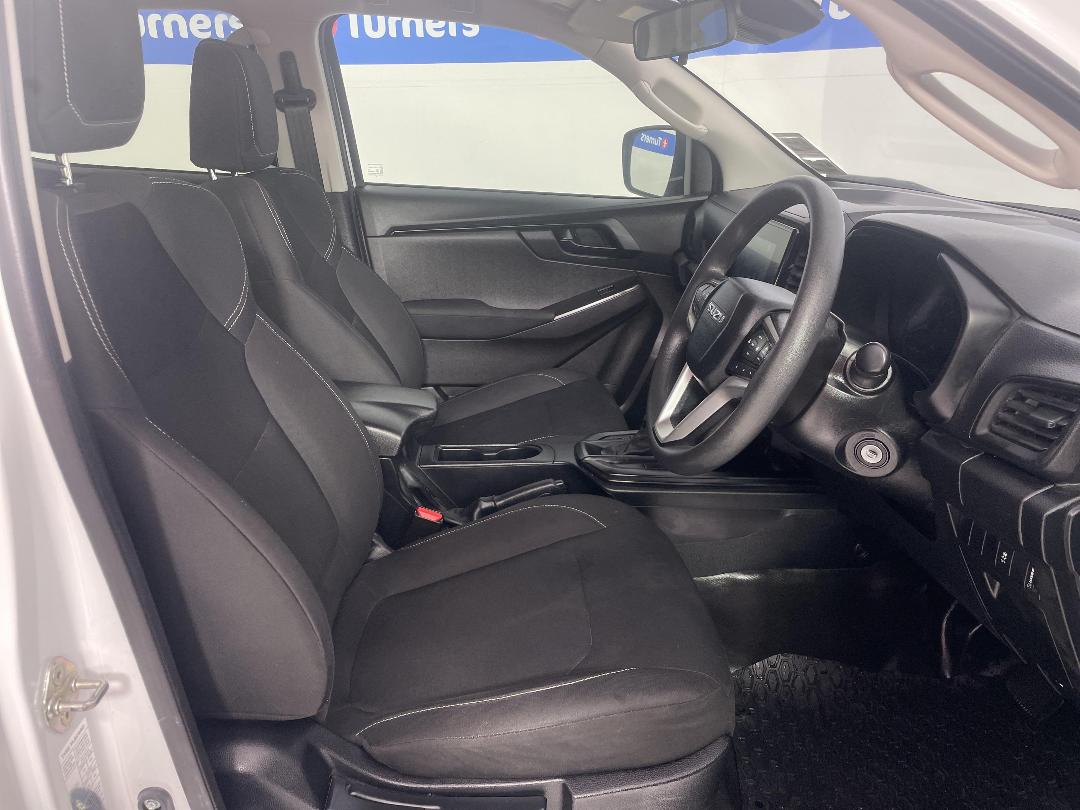 Photo '16' of Isuzu D-MAX