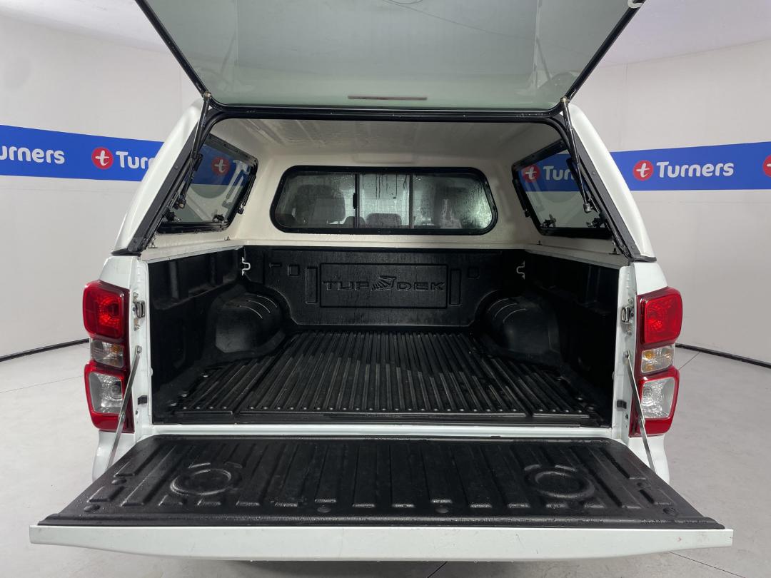 Photo '14' of Isuzu D-MAX