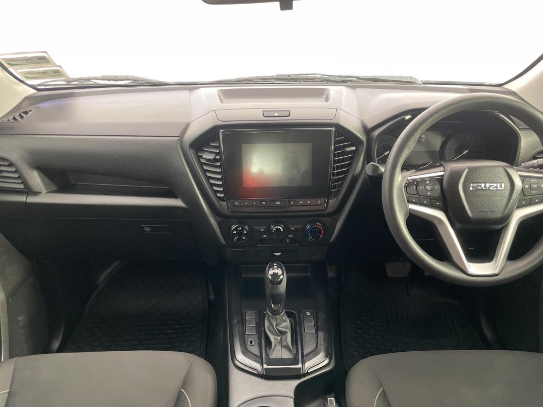 Photo '17' of Isuzu D-MAX