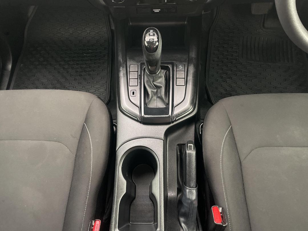 Photo '18' of Isuzu D-MAX