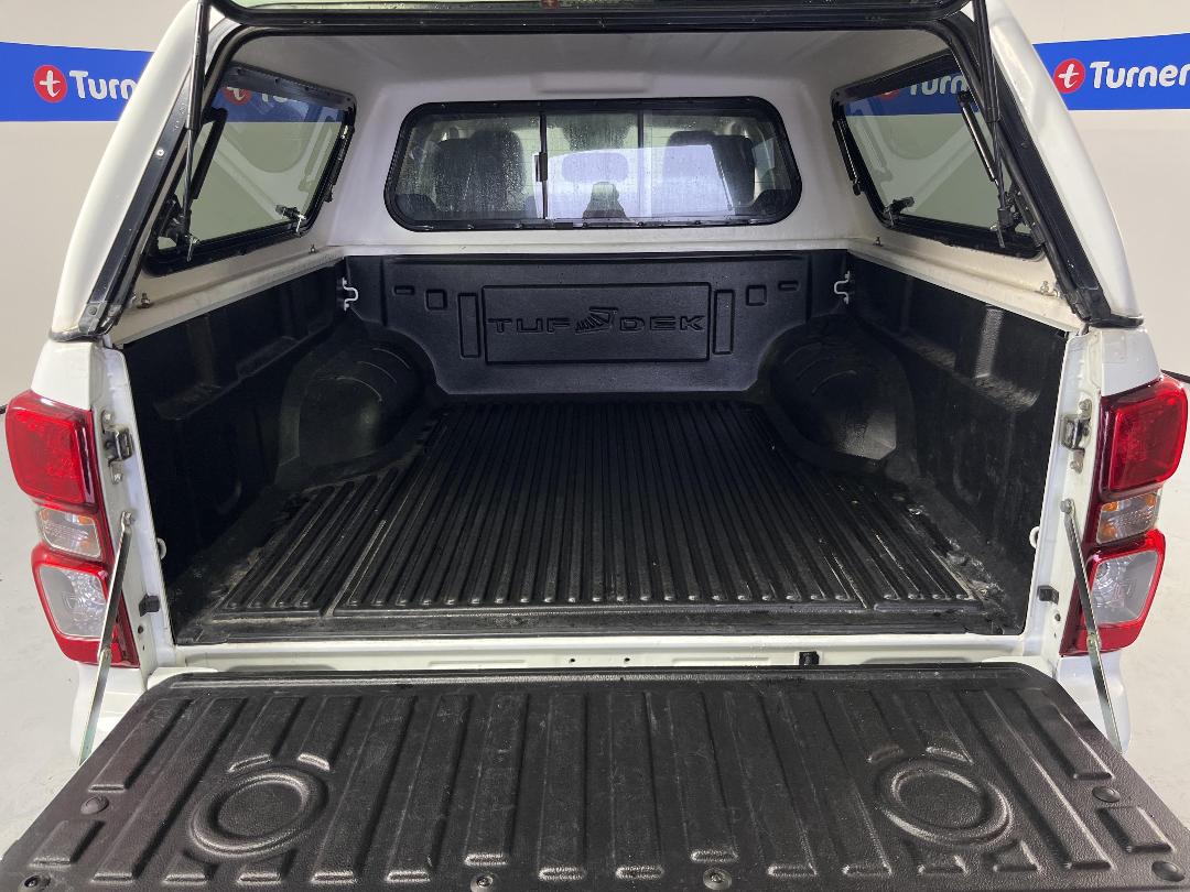 Photo '27' of Isuzu D-MAX