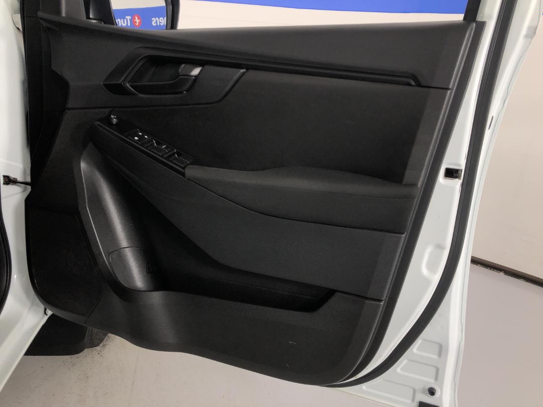 Photo '15' of Isuzu D-MAX