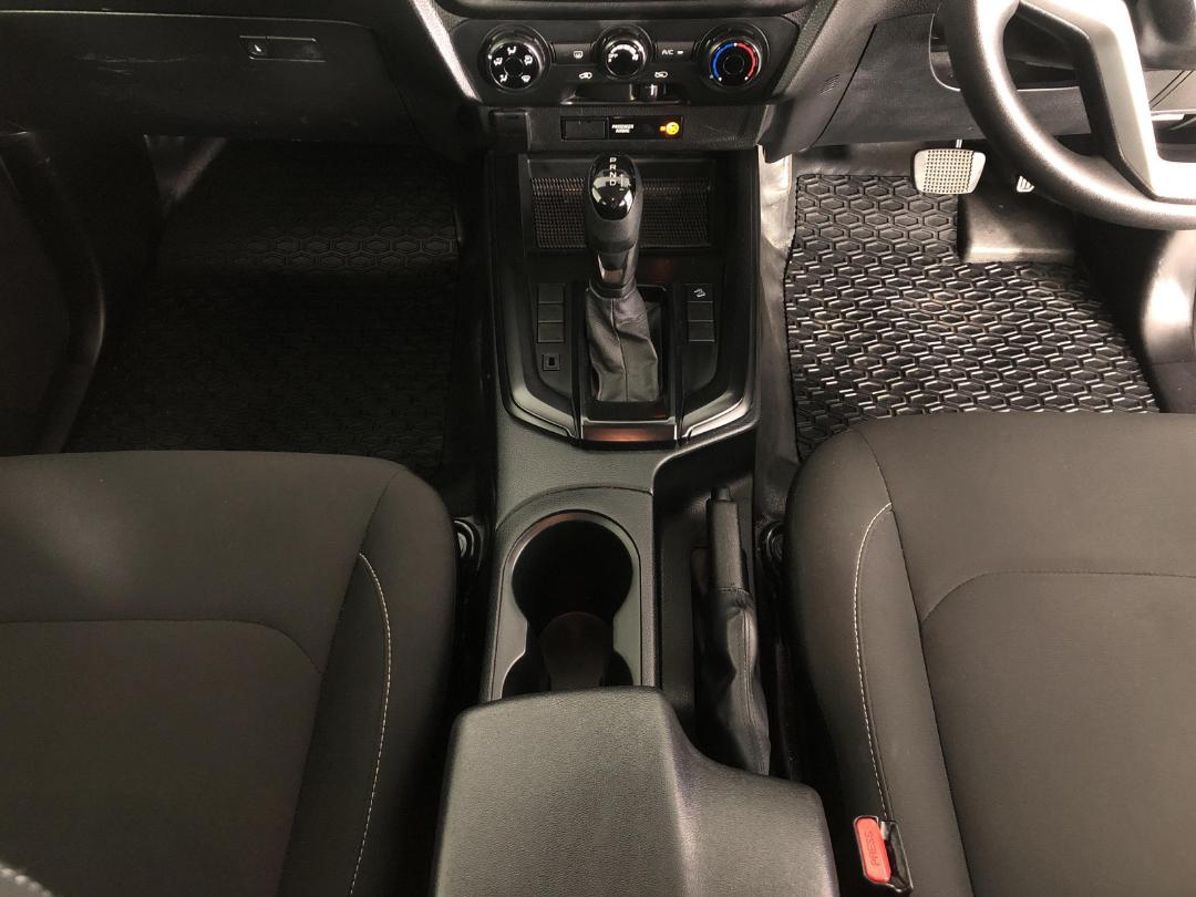 Photo '18' of Isuzu D-MAX