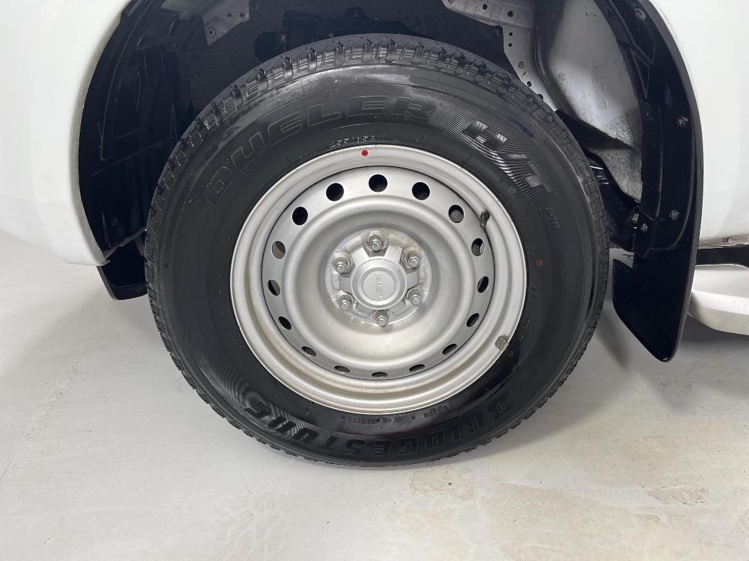 Photo '10' of Isuzu D-MAX