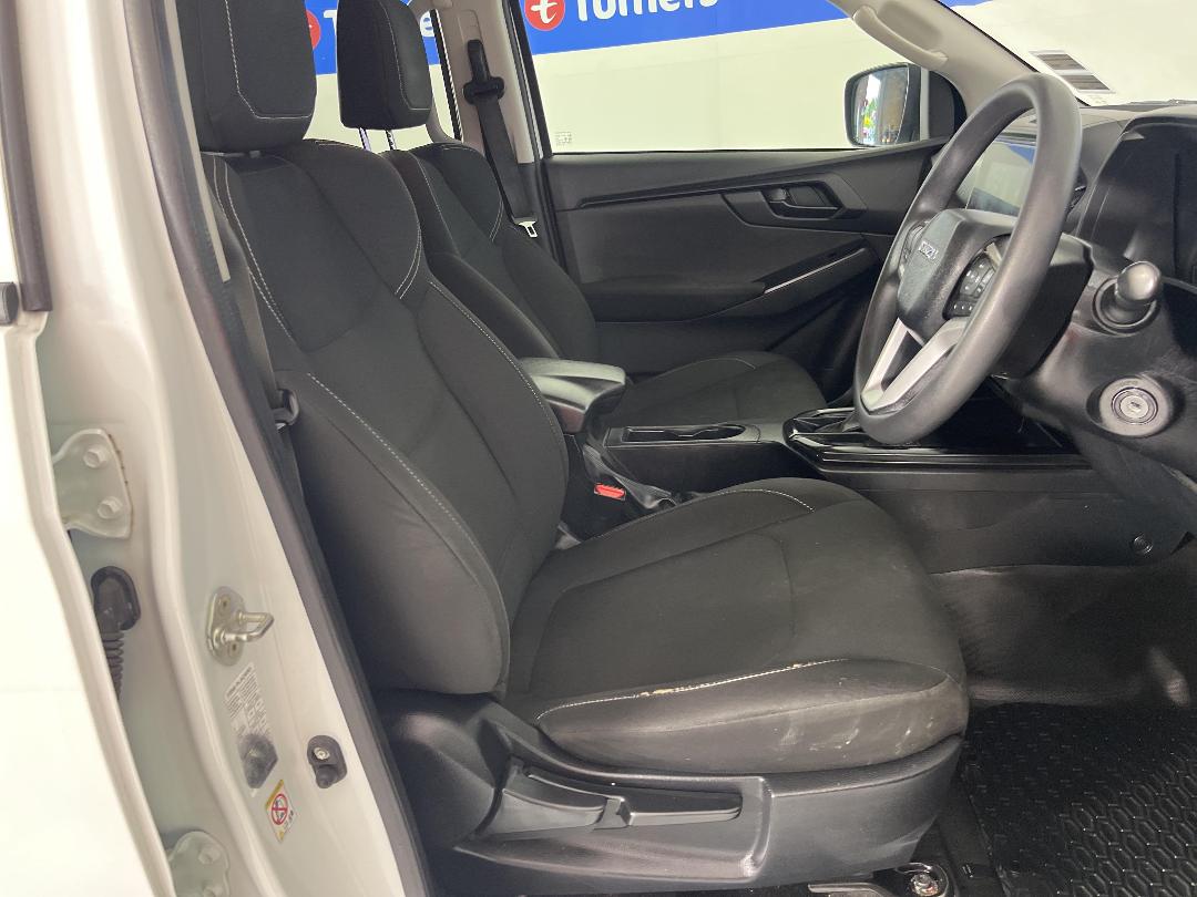 Photo '16' of Isuzu D-MAX