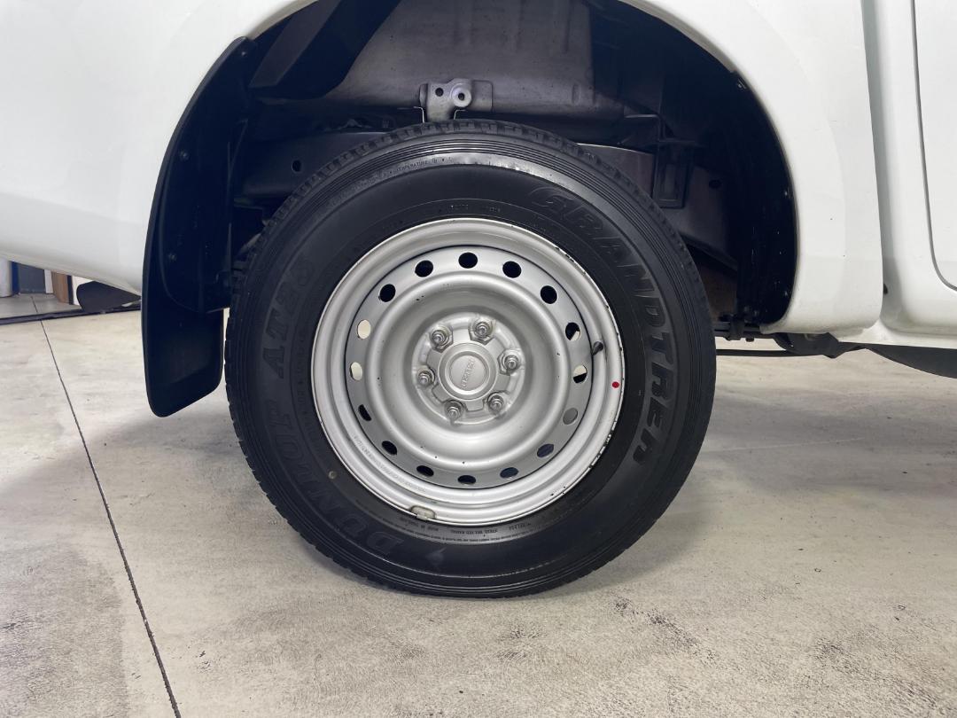 Photo '12' of Isuzu D-MAX