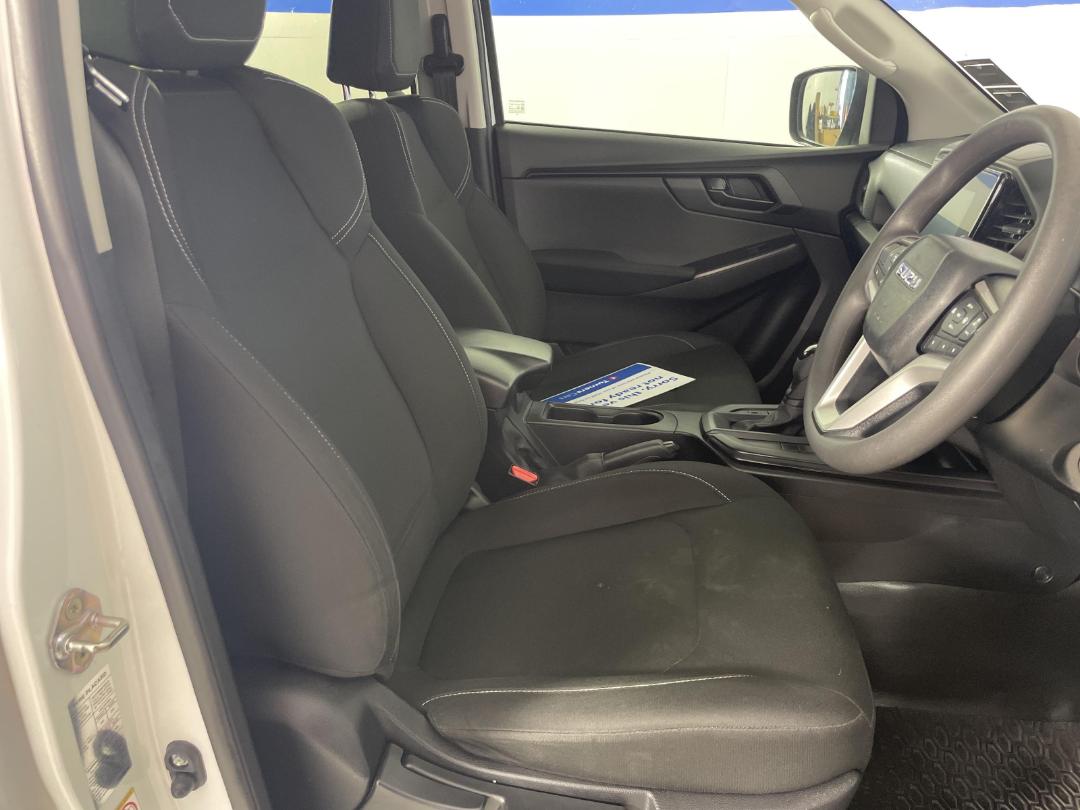 Photo '16' of Isuzu D-MAX