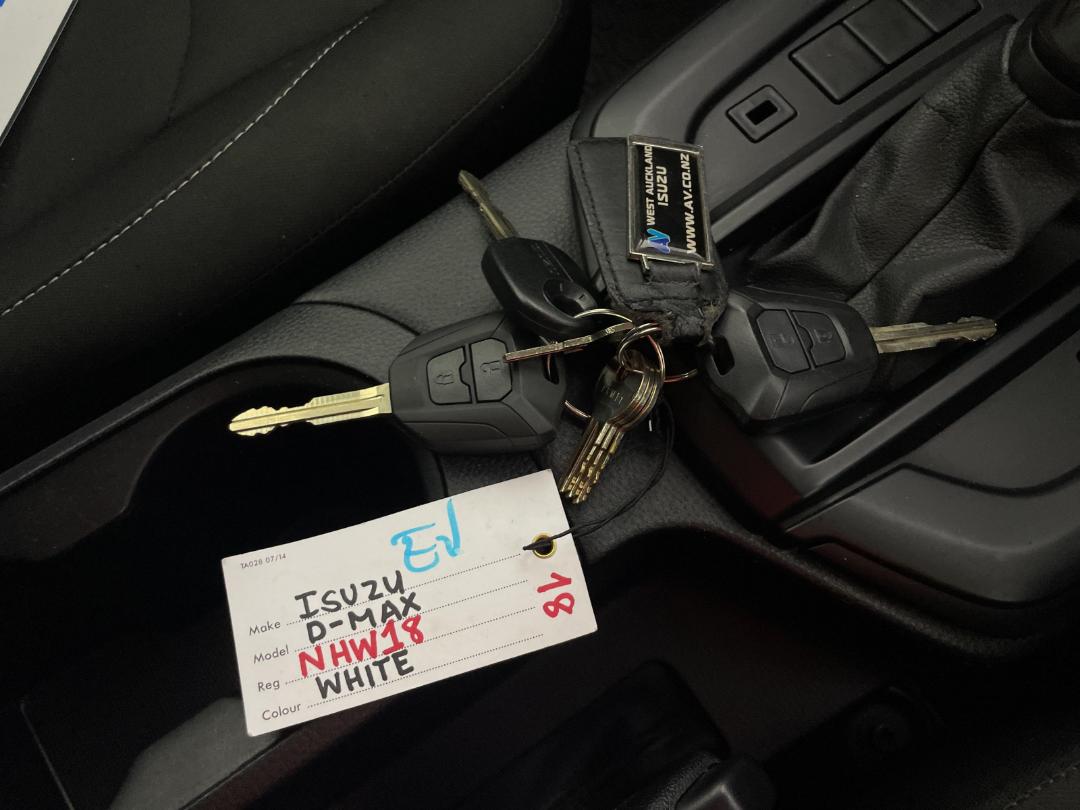 Photo '22' of Isuzu D-MAX