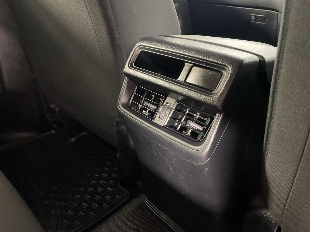 Photo '30' of Isuzu D-MAX