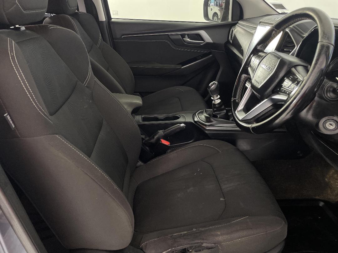 Photo '16' of Isuzu D-MAX