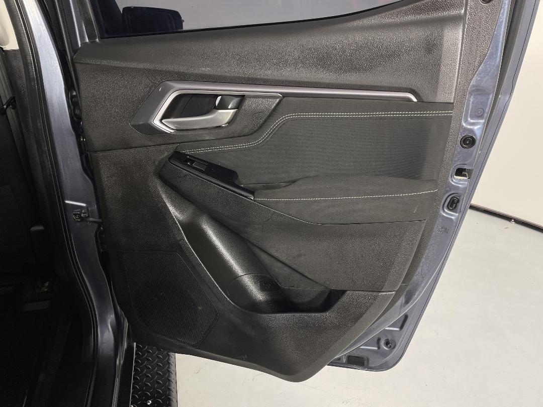 Photo '19' of Isuzu D-MAX