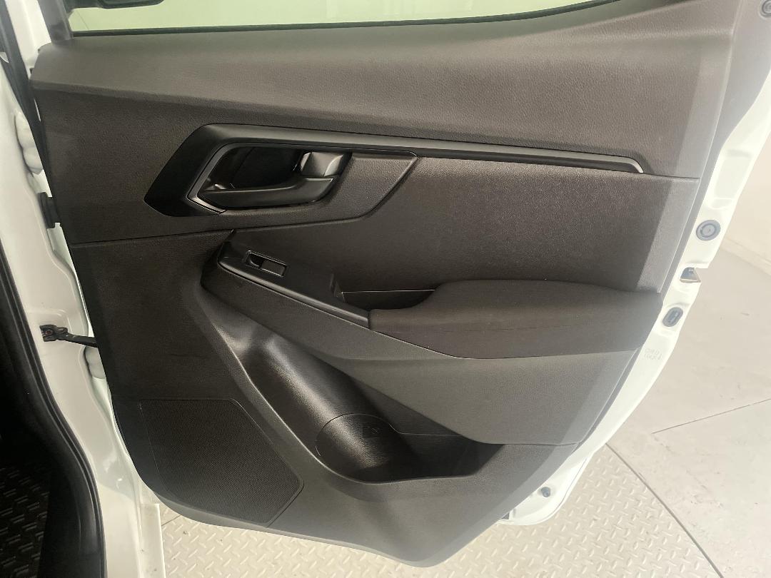 Photo '19' of Isuzu D-MAX