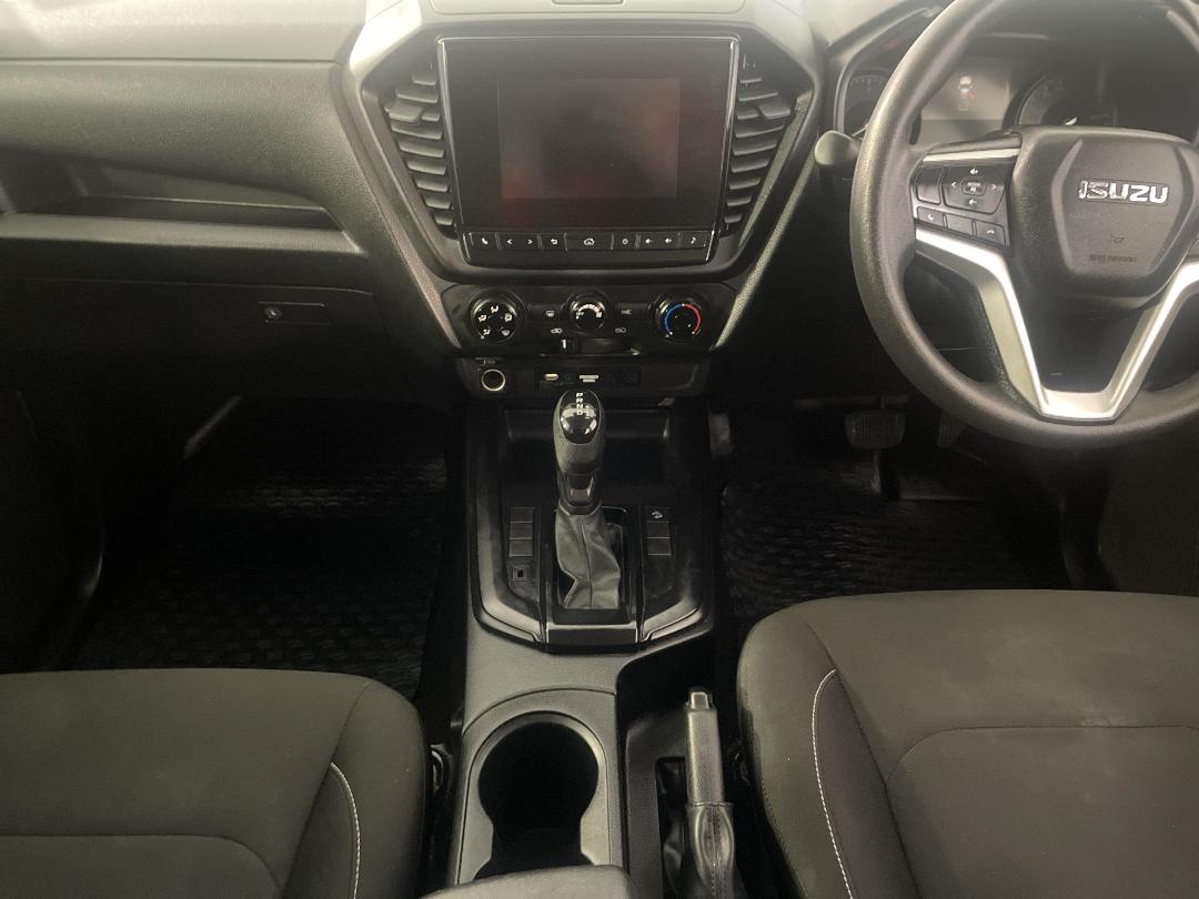 Photo '18' of Isuzu D-MAX