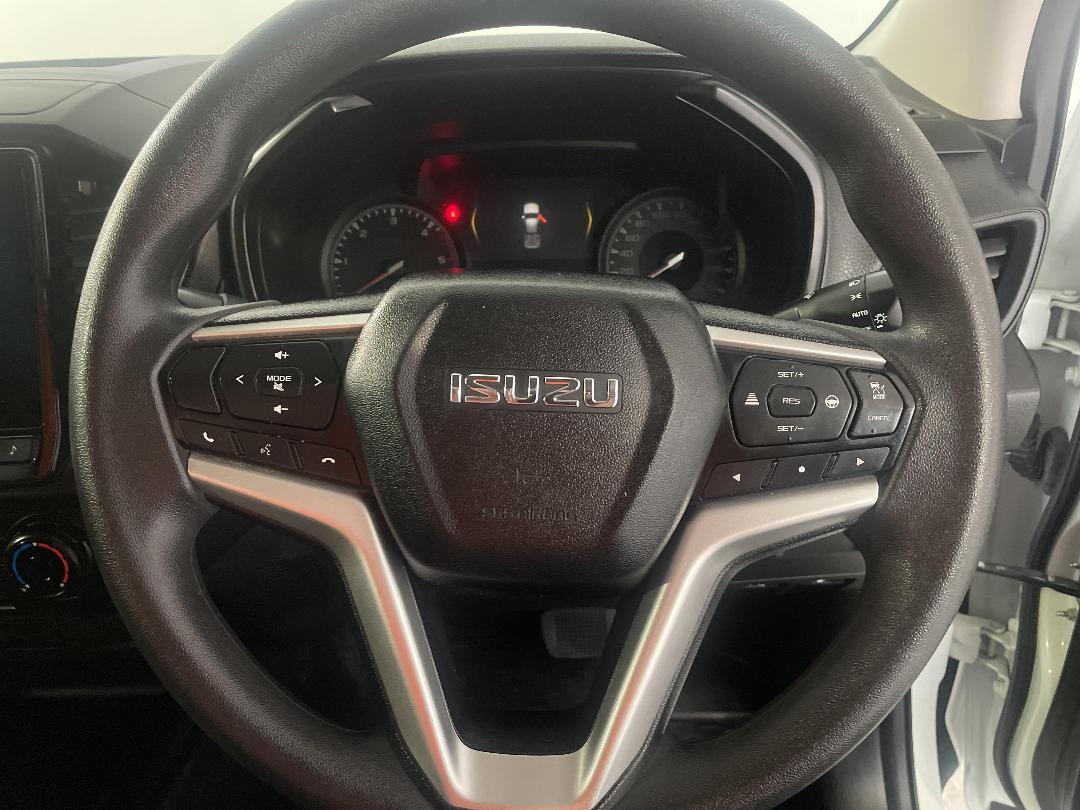 Photo '27' of Isuzu D-MAX