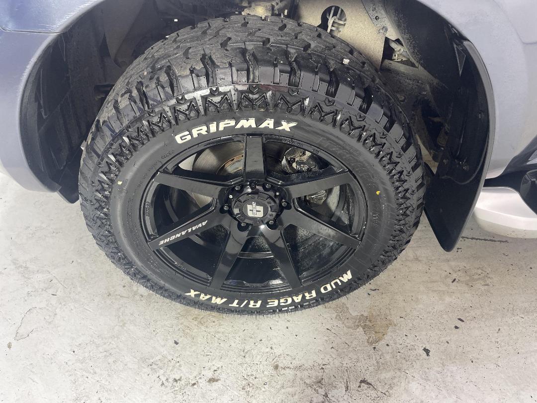 Photo '10' of Isuzu D-MAX