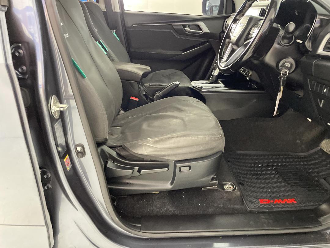 Photo '16' of Isuzu D-MAX