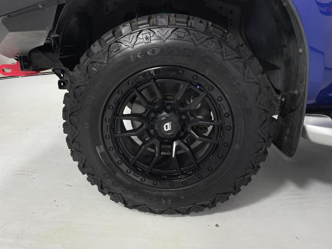 Photo '10' of Isuzu D-MAX