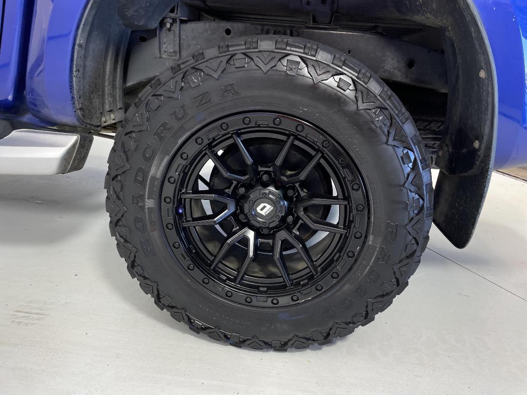 Photo '11' of Isuzu D-MAX