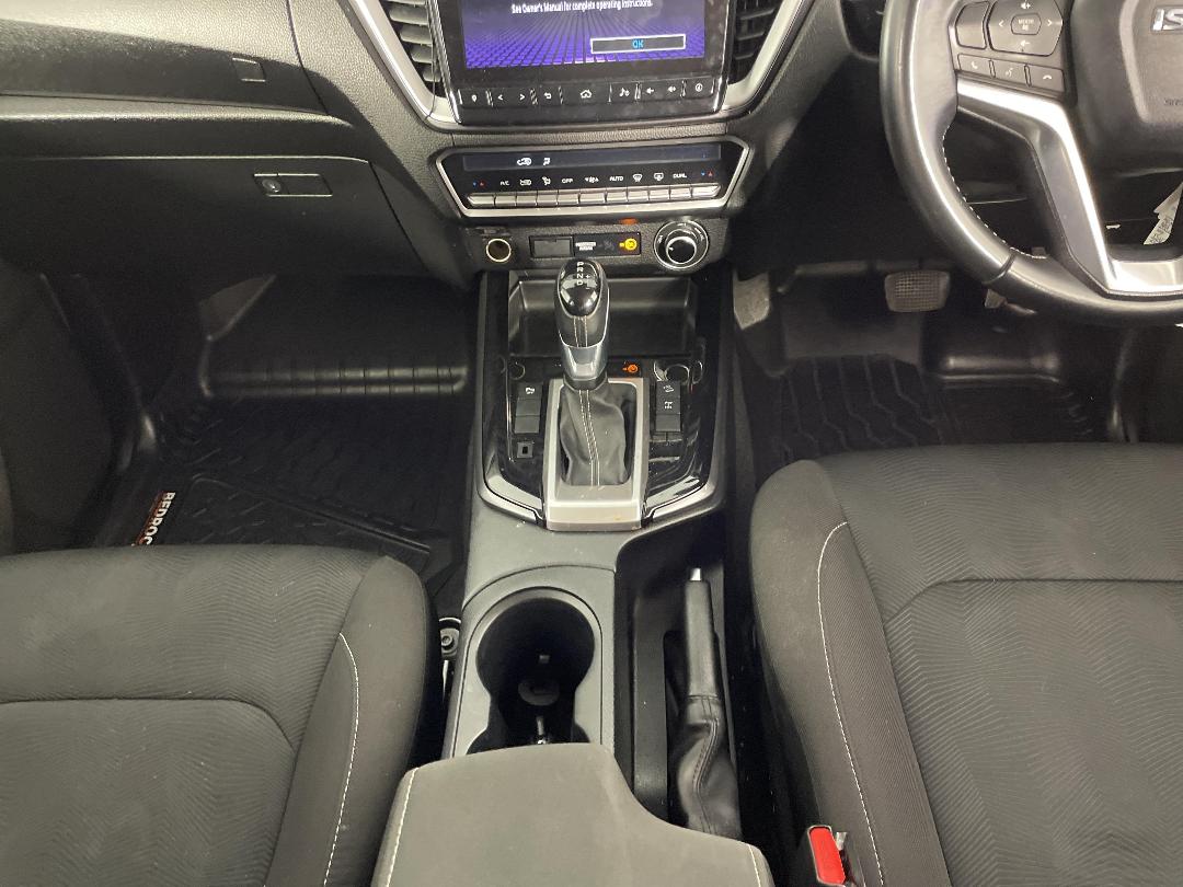 Photo '18' of Isuzu D-MAX