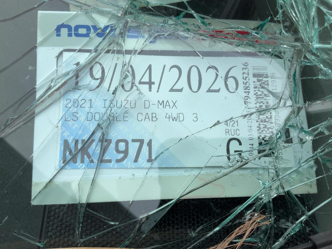 Photo '20' of Isuzu D-MAX LS Double CAB 4WD