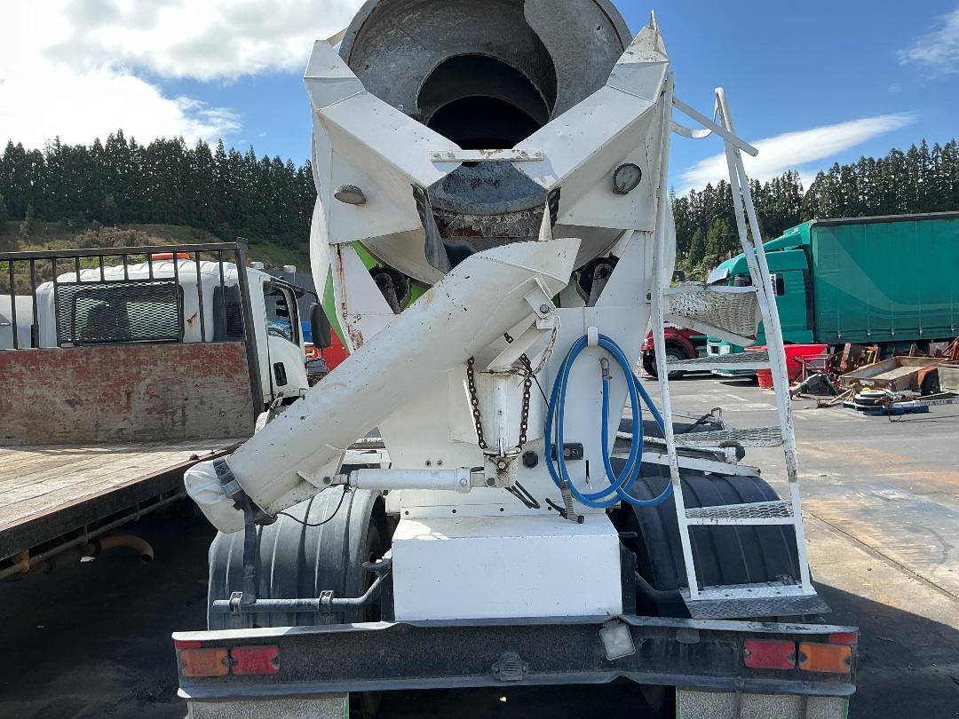 Photo '5' of Isuzu F Series FVZ1400A Concrete Mixer Truck