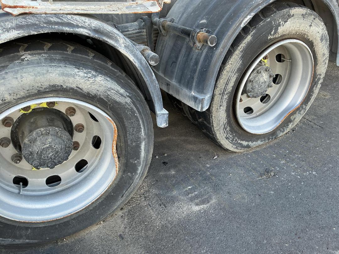 Photo '30' of Isuzu F Series FVZ1400A Concrete Mixer Truck