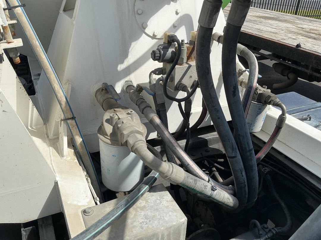 Photo '24' of Isuzu F Series FVZ1400A Concrete Mixer Truck