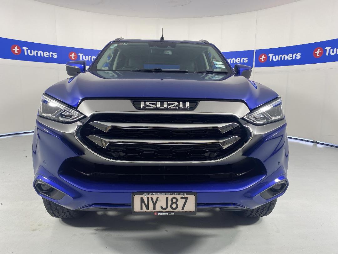 Photo '2' of Isuzu MU-X