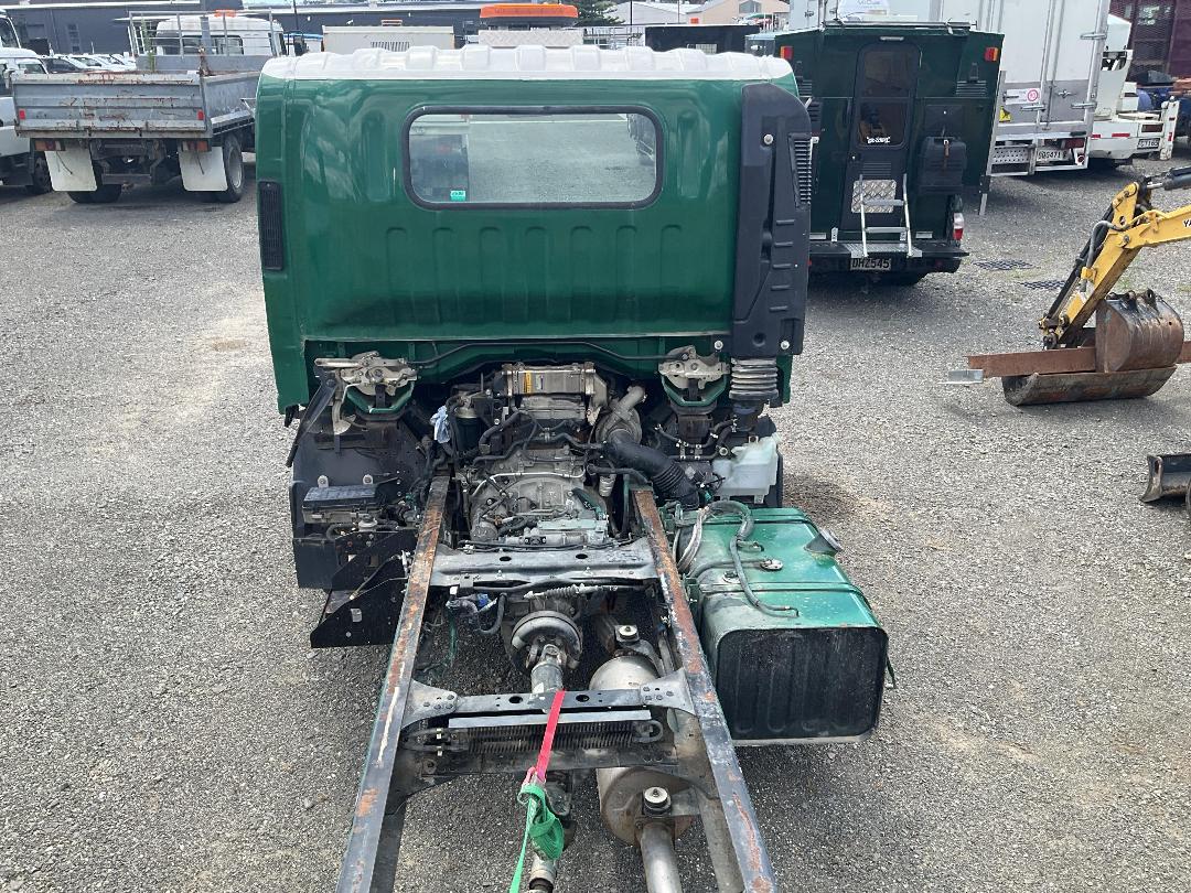 Photo '5' of Isuzu N Series NPR350 Cab Chassis