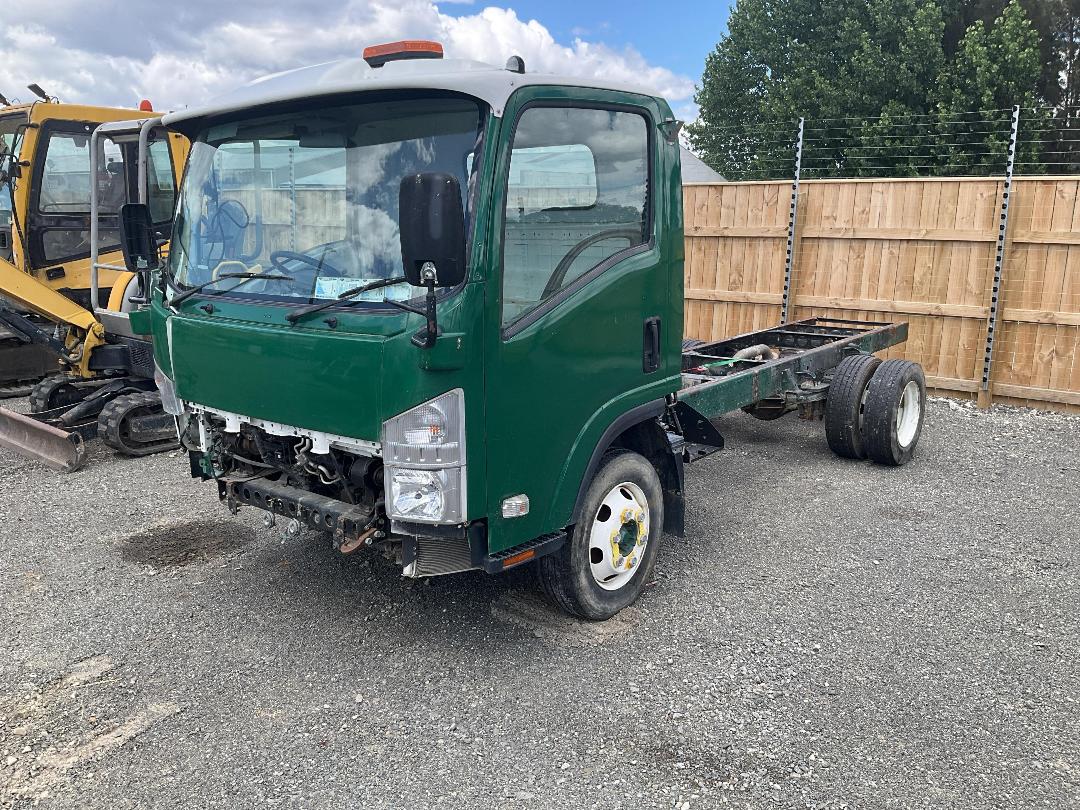 Photo '9' of Isuzu N Series NPR350 Cab Chassis