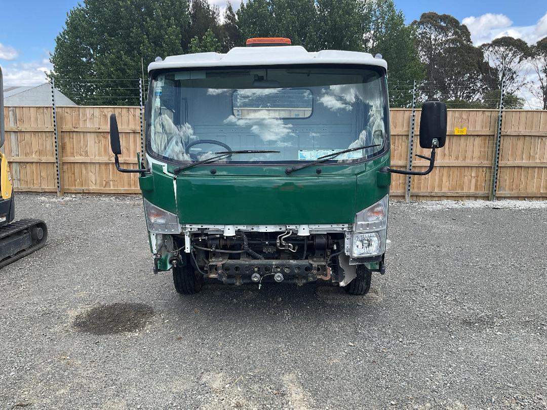 Photo '10' of Isuzu N Series NPR350 Cab Chassis