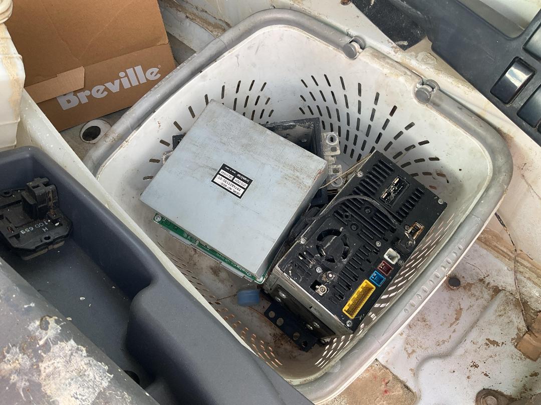 Photo '18' of Isuzu N Series NPR350 Cab Chassis