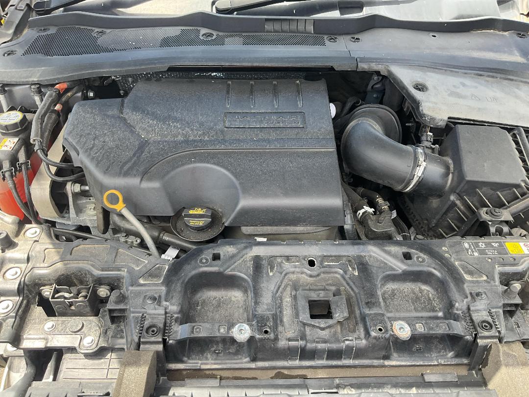 Photo '7' of Jaguar E-Pace P250 R-Dynamic SE Photo '7' of Jaguar E-Pace P250 R-Dynamic SE