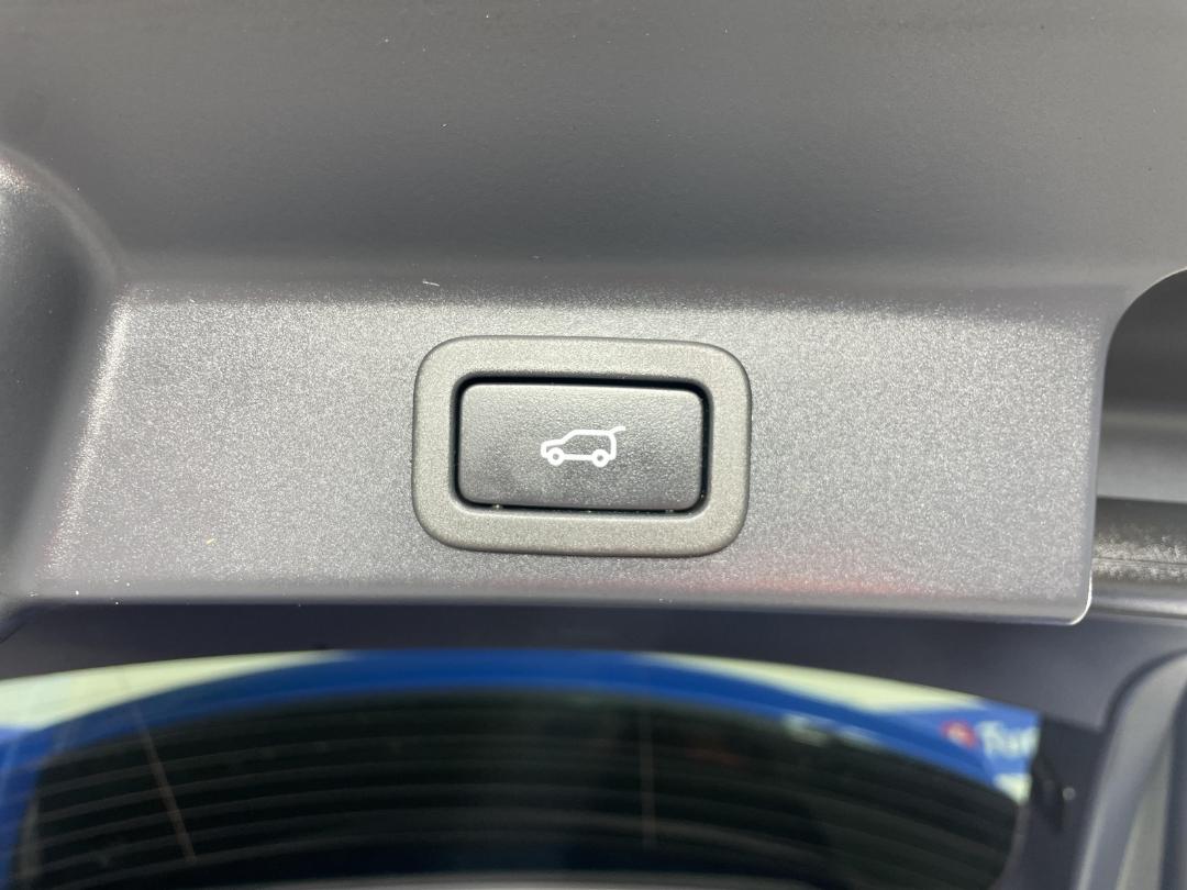 Photo '24' of Jaguar F-Pace