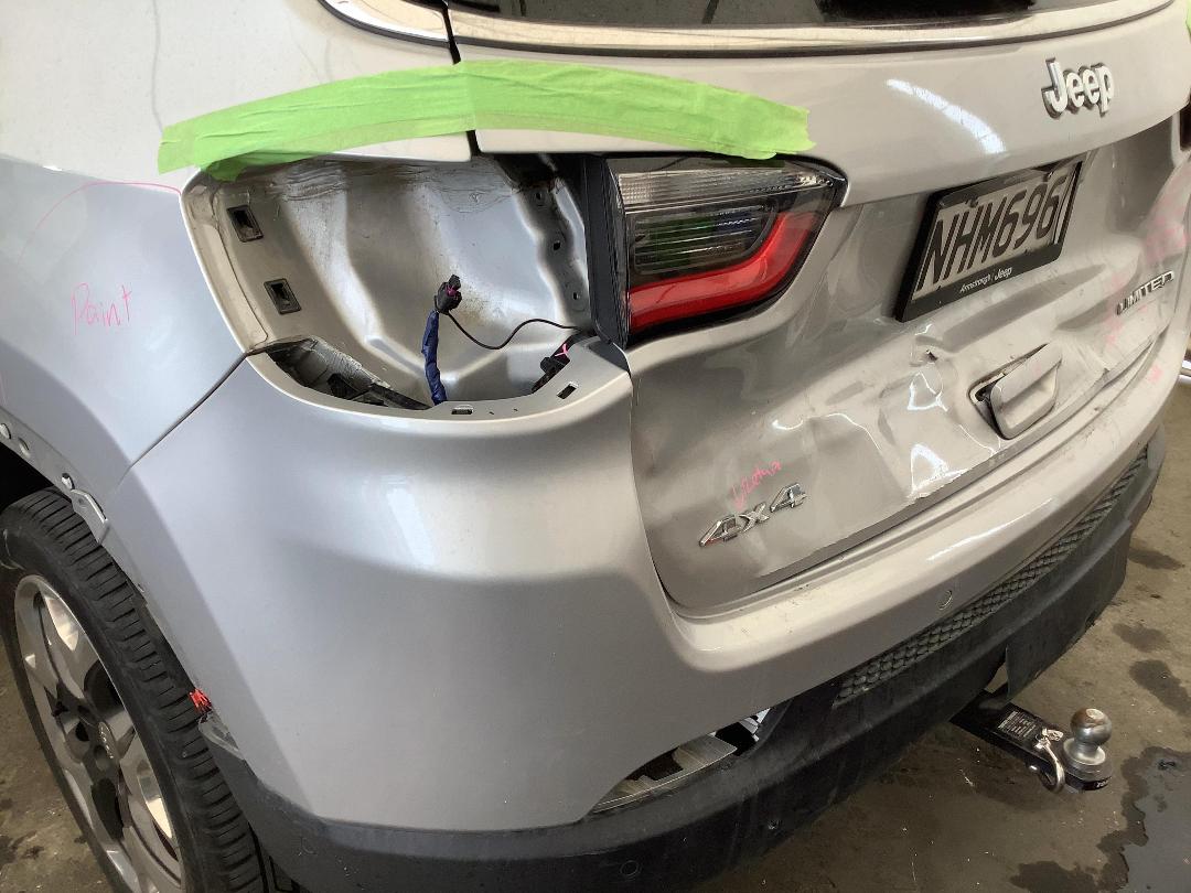 Photo '6' of Jeep Compass Limited