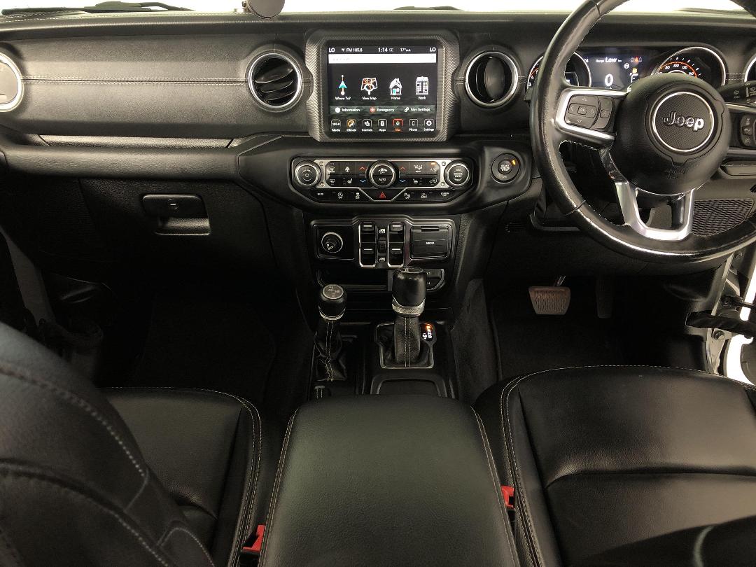 Photo '17' of Jeep Gladiator