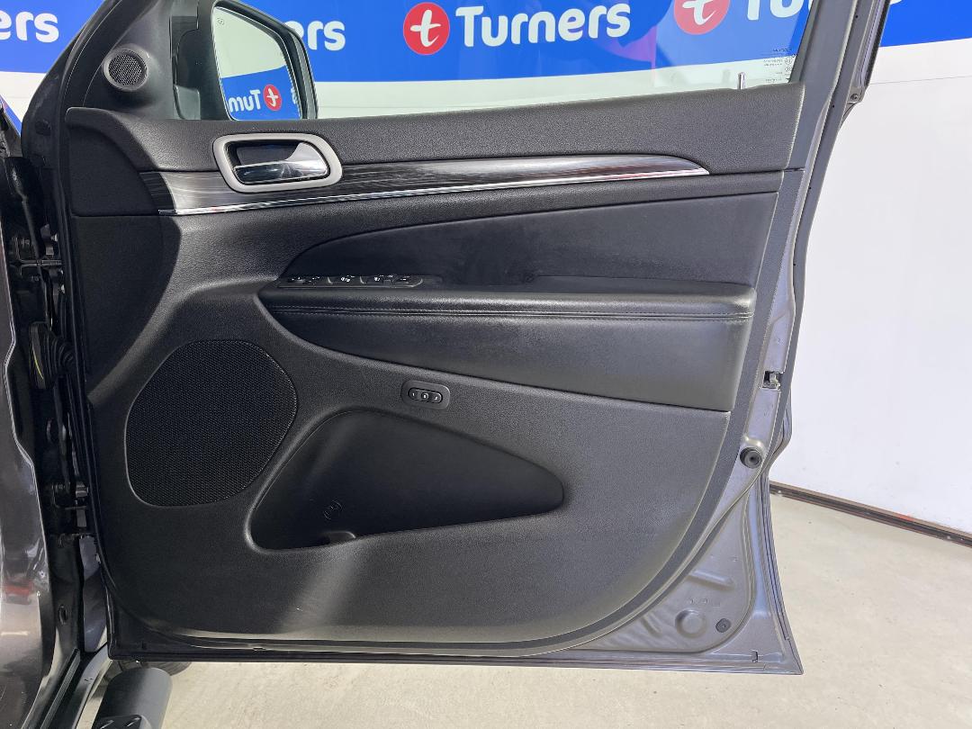 Photo '15' of Jeep Grand Cherokee