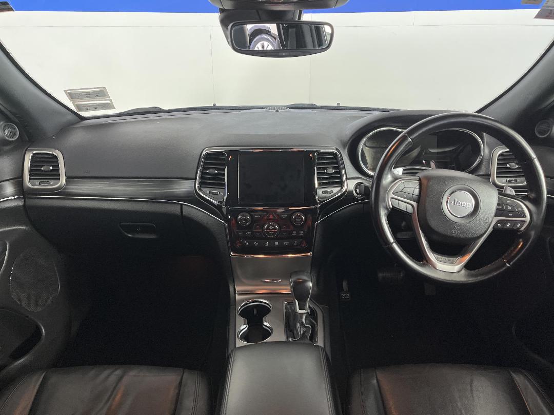 Photo '17' of Jeep Grand Cherokee