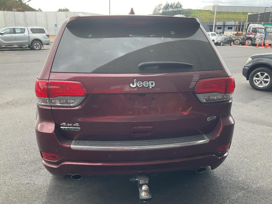 Photo '8' of Jeep Grand Cherokee Overland Photo '8' of Jeep Grand Cherokee Overland