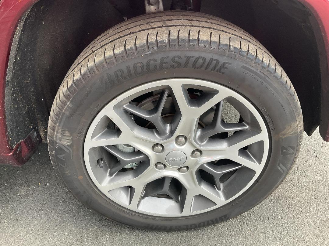 Photo '10' of Jeep Grand Cherokee Overland Photo '10' of Jeep Grand Cherokee Overland