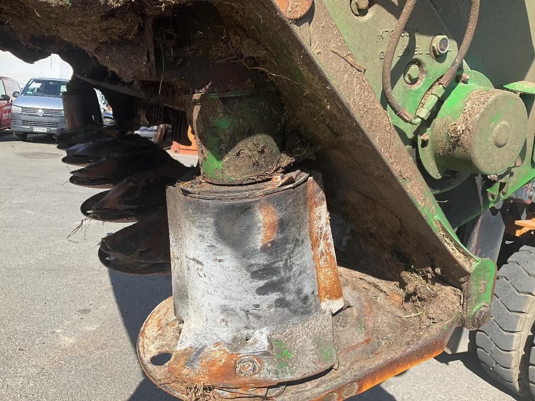 Photo '17' of John Deere F310R Mower