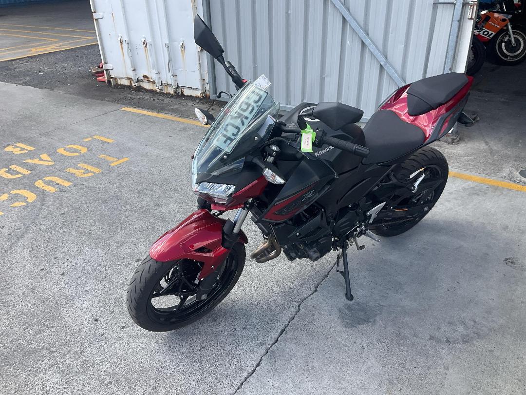 Photo '4' of Kawasaki ER 400DM