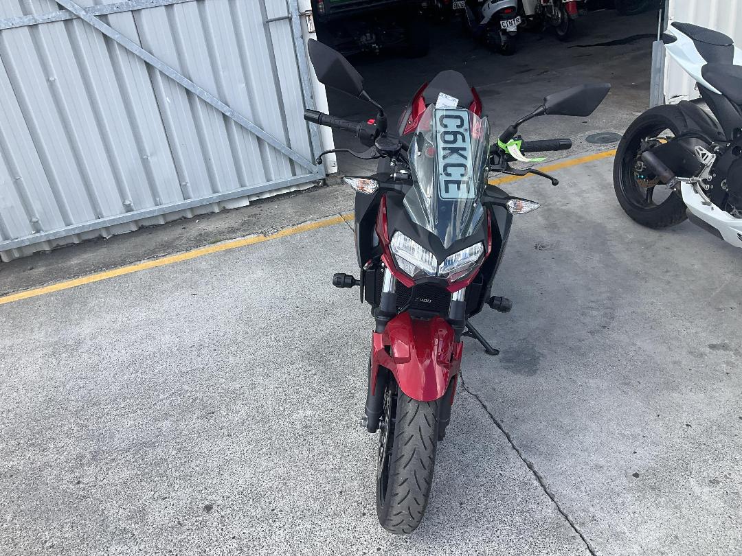 Photo '3' of Kawasaki ER 400DM