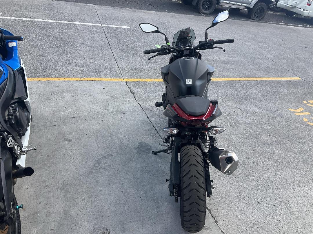 Photo '6' of Kawasaki ER 400DM