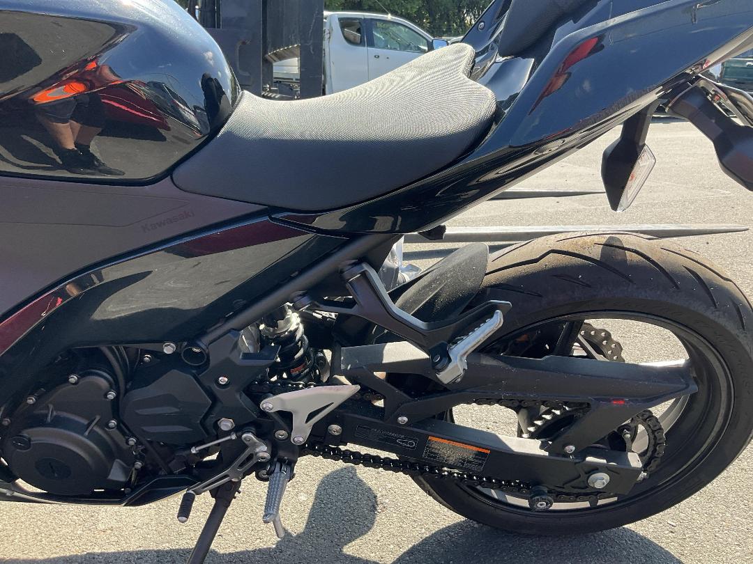 Photo '5' of Kawasaki EX 400Gmfnn Photo '5' of Kawasaki EX 400Gmfnn