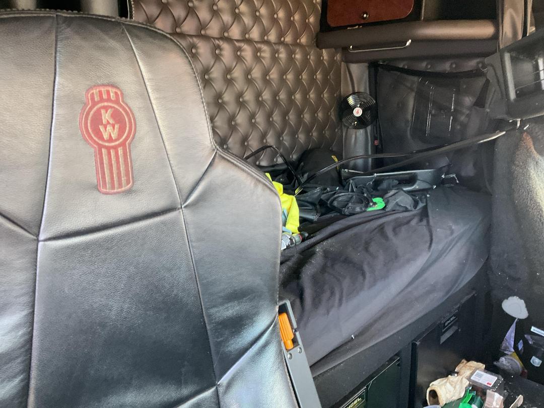 Photo '26' of Kenworth K200 Elite Curtainsider