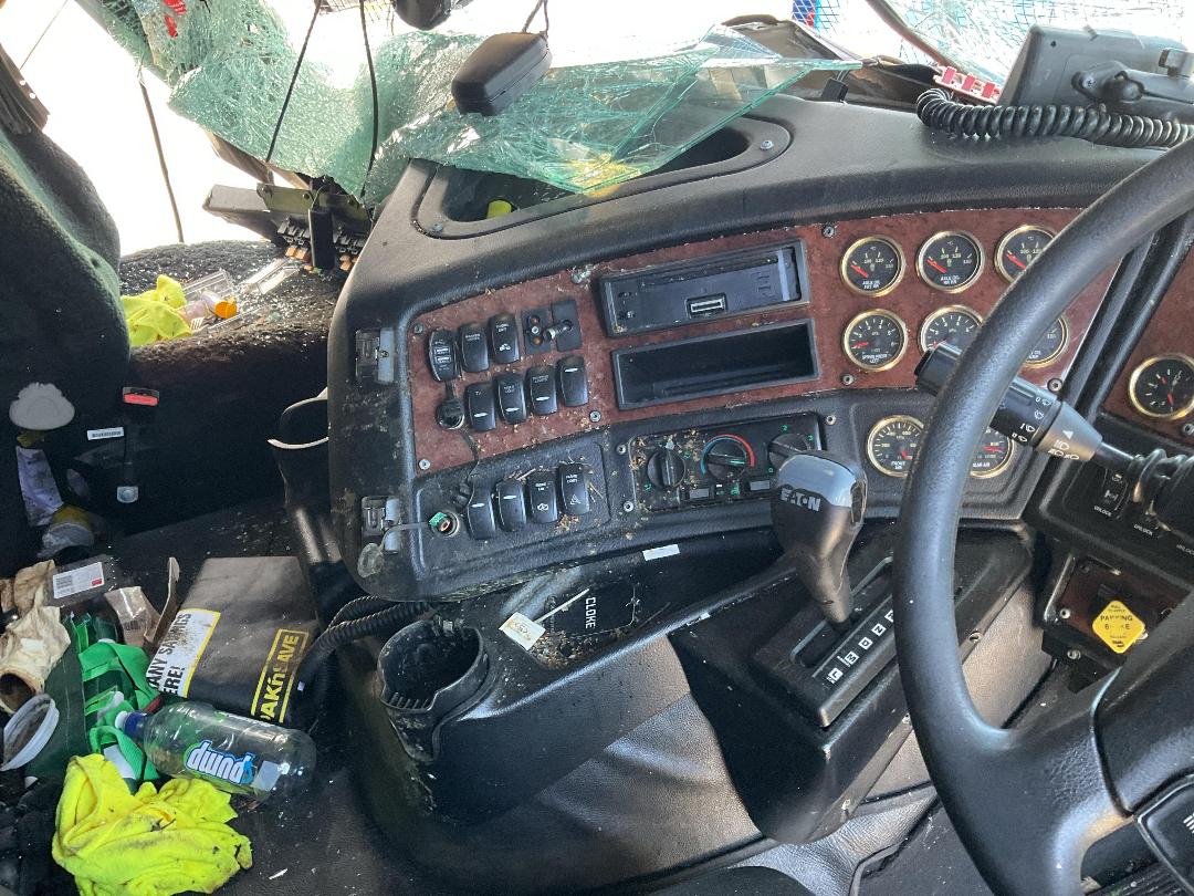 Photo '27' of Kenworth K200 Elite Curtainsider