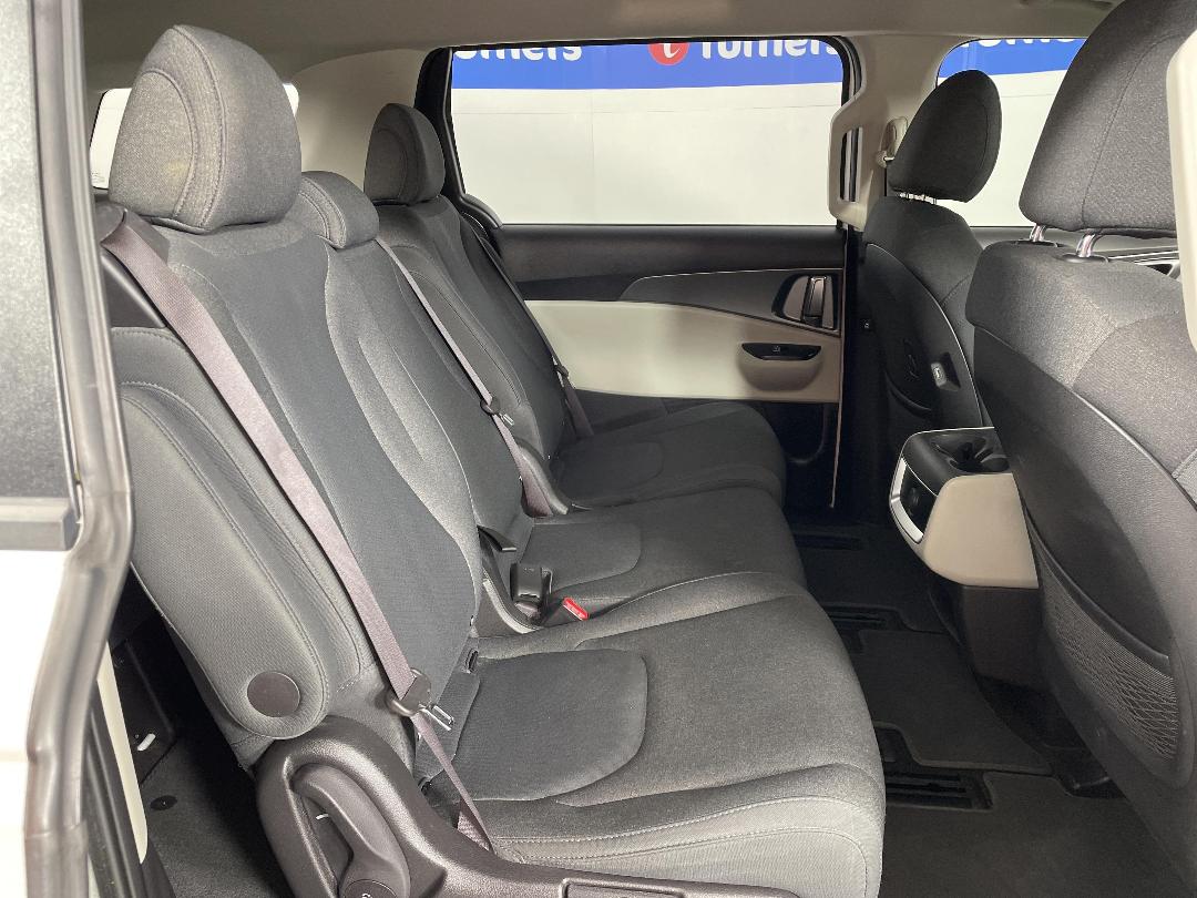 Photo '20' of KIA Carnival