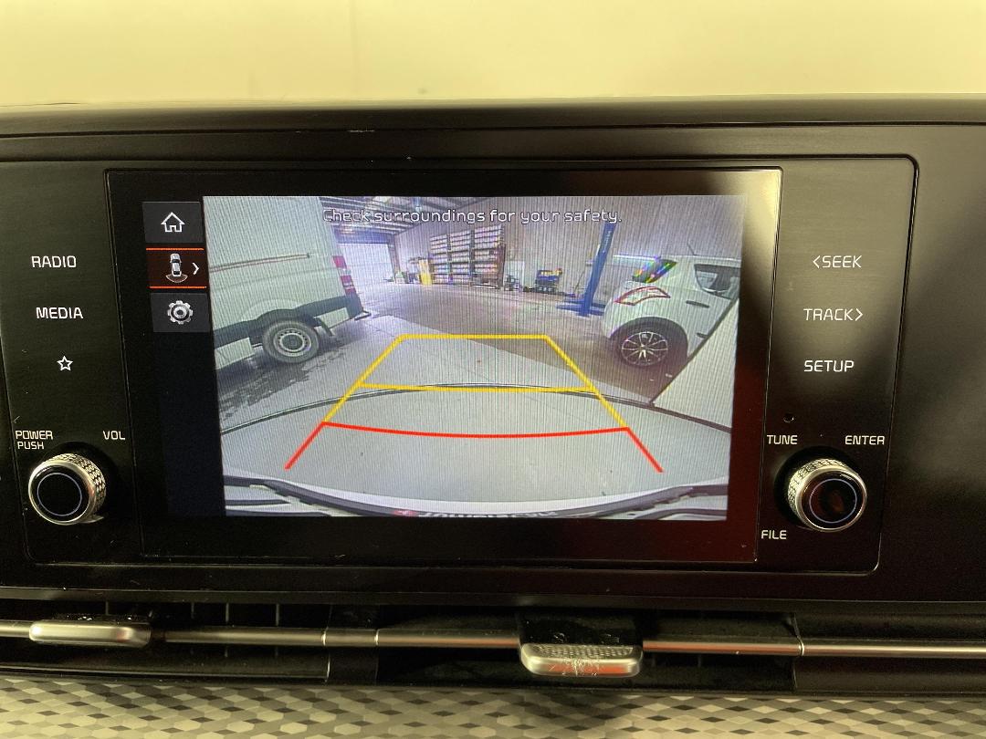 Photo '26' of KIA Carnival